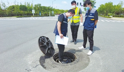 汛期，咱腳下的井蓋安全嗎？遇無(wú)蓋窨井傷人，誰(shuí)擔(dān)責(zé)？