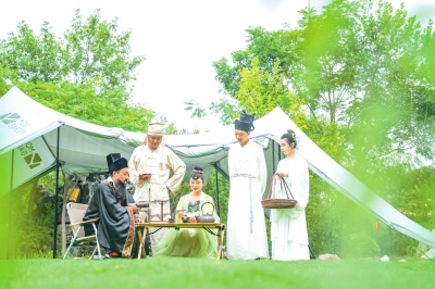 精品民宿、夜經(jīng)濟、露營……家門口的“深度游”更具吸引力