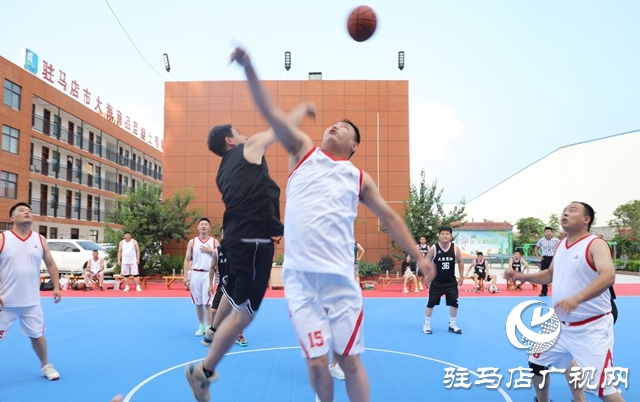 以球會友 以賽傳誼 籃球友誼賽激情開戰(zhàn)