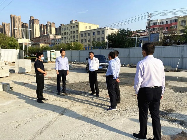 副市長賈迎戰(zhàn)蒞臨視察！保民生，促發(fā)展！金科·君悅公館項目西側盤古山路南延工程通車在即！