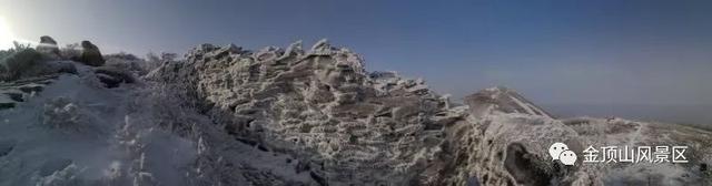 「金頂●冬雪」忽如一夜春風(fēng)來，千樹萬樹梨花開