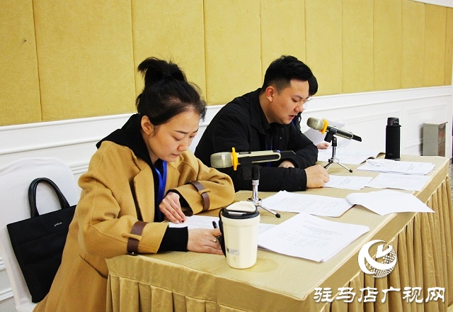 “兩會(huì)”花絮|跟隨鏡頭去看看這些幕后的身影(組圖)