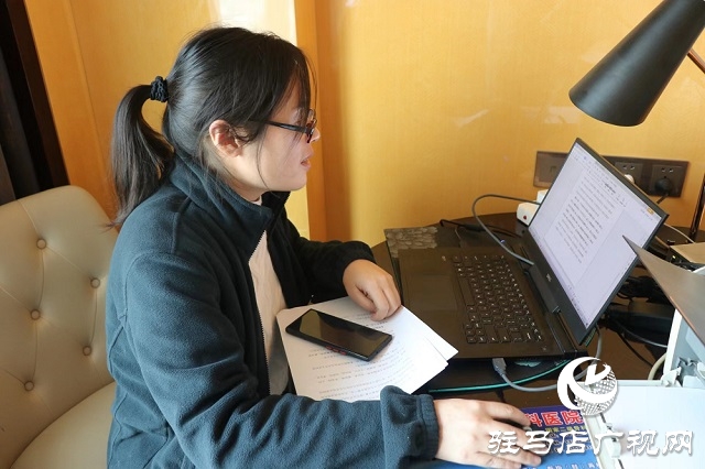 “兩會(huì)”花絮|跟隨鏡頭去看看這些幕后的身影(組圖)