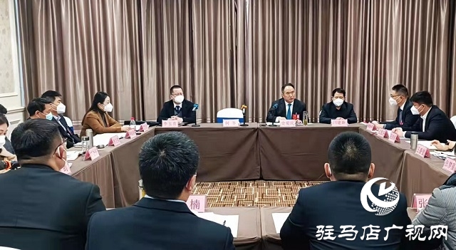 兩會時(shí)間｜駐馬店市政協(xié)委員分組討論《政府工作報(bào)告》和計(jì)劃、財(cái)政報(bào)告