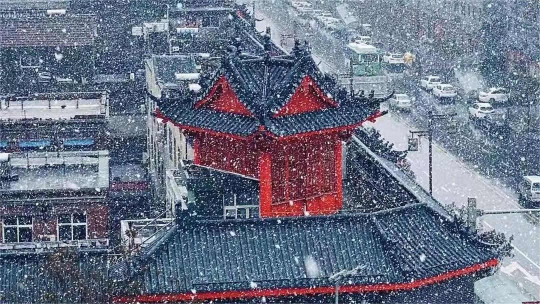 專題：電影《滿江紅》獲三大央媒點(diǎn)贊，家國情懷共情中國觀眾