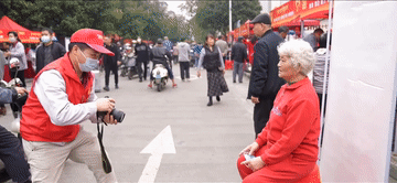 微視頻｜穿越時(shí)空的榜樣力量