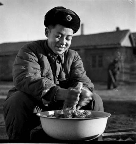 學(xué)習(xí)進(jìn)行時(shí)丨“要學(xué)習(xí)雷鋒同志的幸福感”