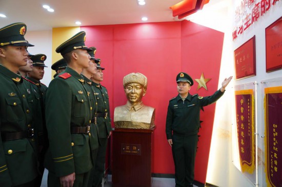 讓雷鋒精神在新時代綻放更加璀璨的光芒——全國各地第60個學(xué)雷鋒紀(jì)念日活動綜述