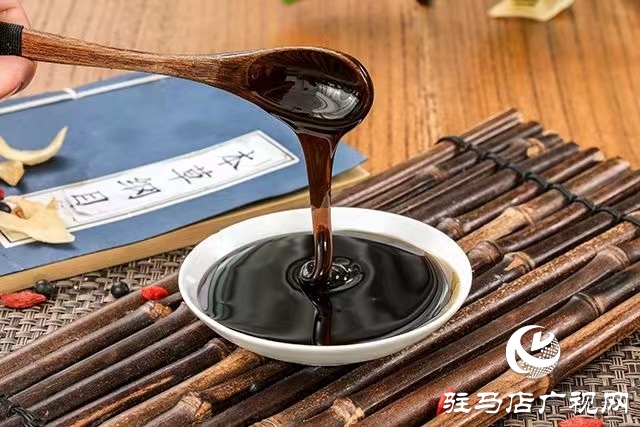駐馬店市中醫(yī)院舉辦迎“三八”春季膏方節(jié)活動