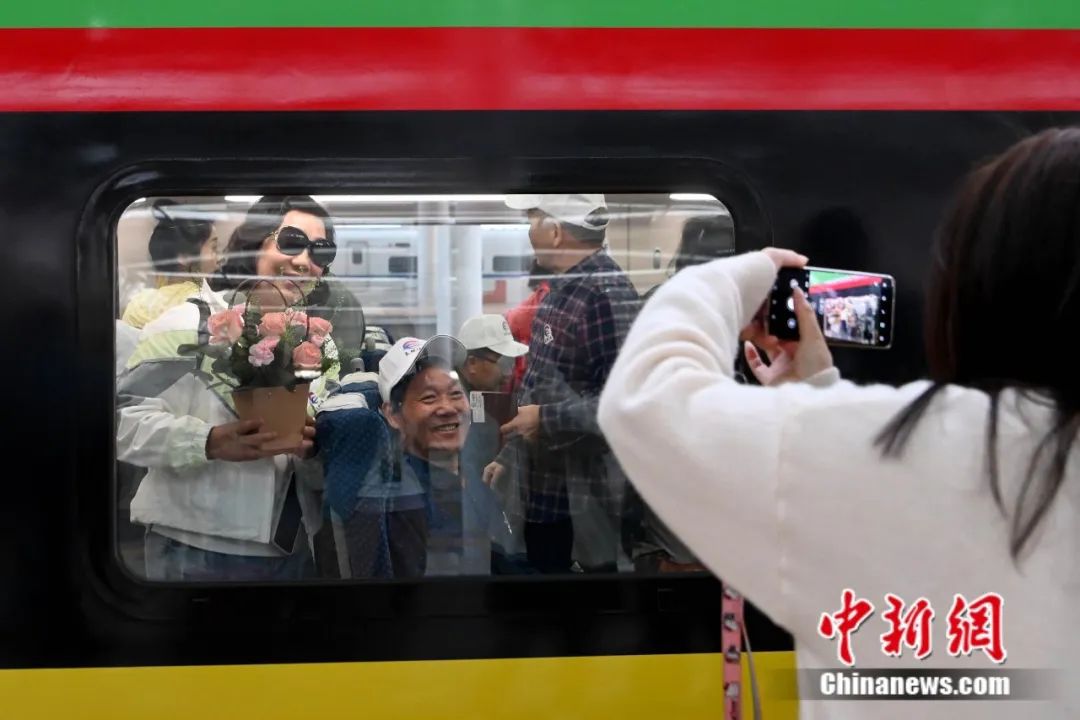 4月13日起，坐著動(dòng)車去老撾！