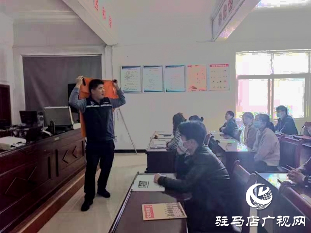 人民街道中山社區(qū)開展消防安全知識(shí)宣講活動(dòng)