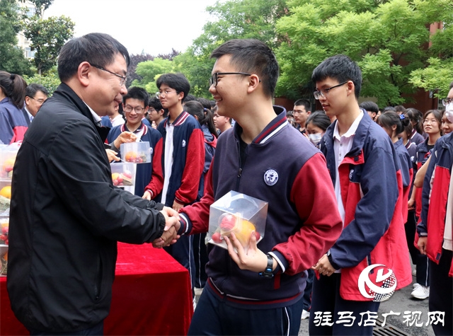  “荔”爭上游，不負(fù)“粽”望，@駐馬店高中，高考加油！