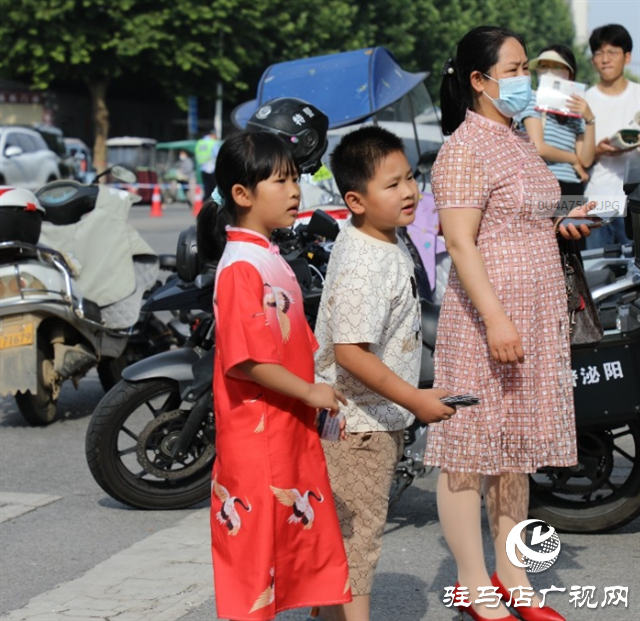  泌陽(yáng)高考首日！多圖直擊……