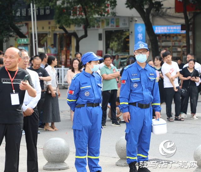  泌陽(yáng)高考首日！多圖直擊……
