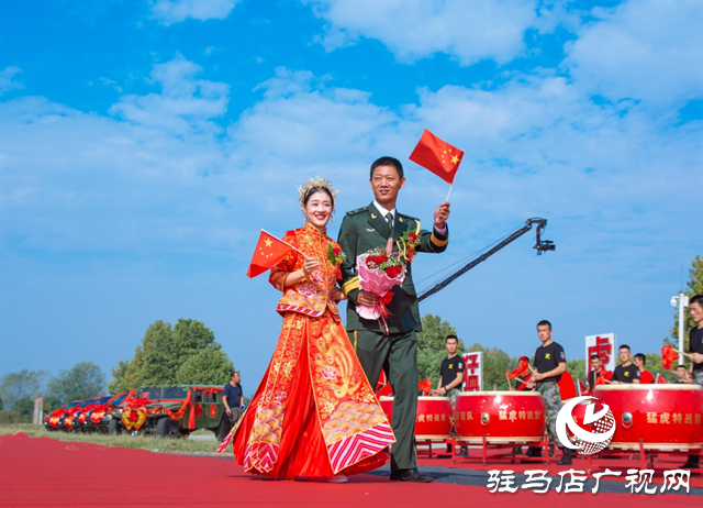 駐馬店市“紀(jì)念延安雙擁運(yùn)動(dòng)80周年·雙擁杯”攝影展頒獎(jiǎng)儀式舉行