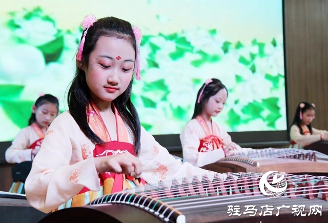 駐馬店實驗小學(xué):風(fēng)華溢彩聚校園 社韻流光綻芳華