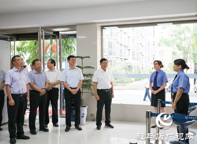河南省人大常委會(huì)監(jiān)察和司法委員會(huì)調(diào)研組來泌陽縣調(diào)研