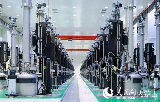 跟著總書記看中國(guó)|呼和浩特中環(huán)產(chǎn)業(yè)園大力發(fā)展綠色能源