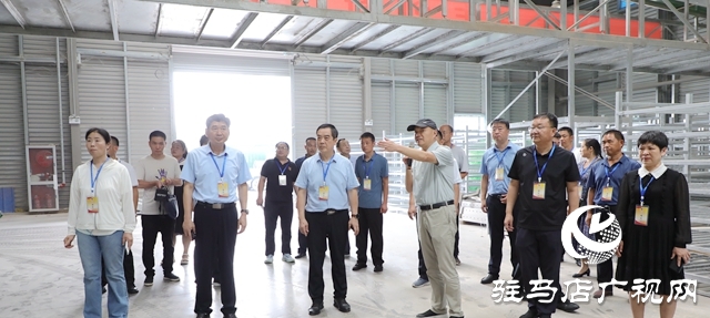 泌陽(yáng)縣政協(xié)開(kāi)展“加快推進(jìn)食用菌產(chǎn)業(yè)高質(zhì)量發(fā)展”專題調(diào)研
