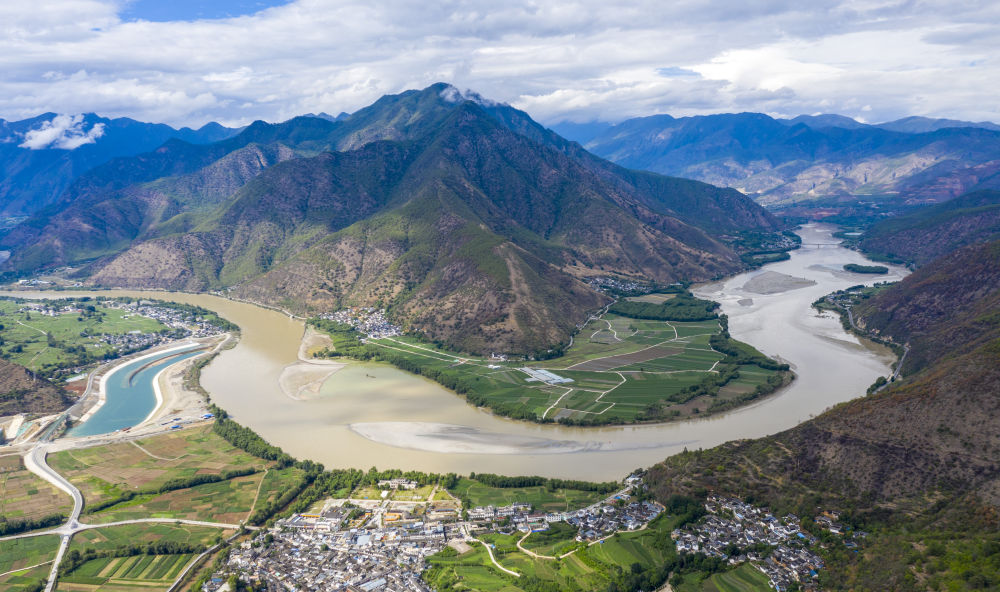 鏡觀·領(lǐng)航丨母親河的保護(hù)與發(fā)展，總書記這樣把脈定向