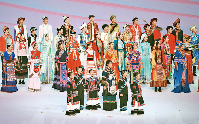 以中國式現(xiàn)代化全面推進中華民族偉大復(fù)興