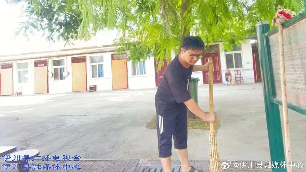 了不起！河南伊川這家敬老院里，走出個大學(xué)生