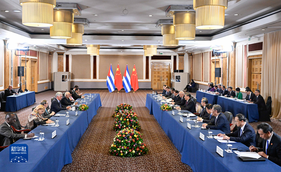 習(xí)近平會(huì)見古巴國(guó)家主席迪亞斯-卡內(nèi)爾