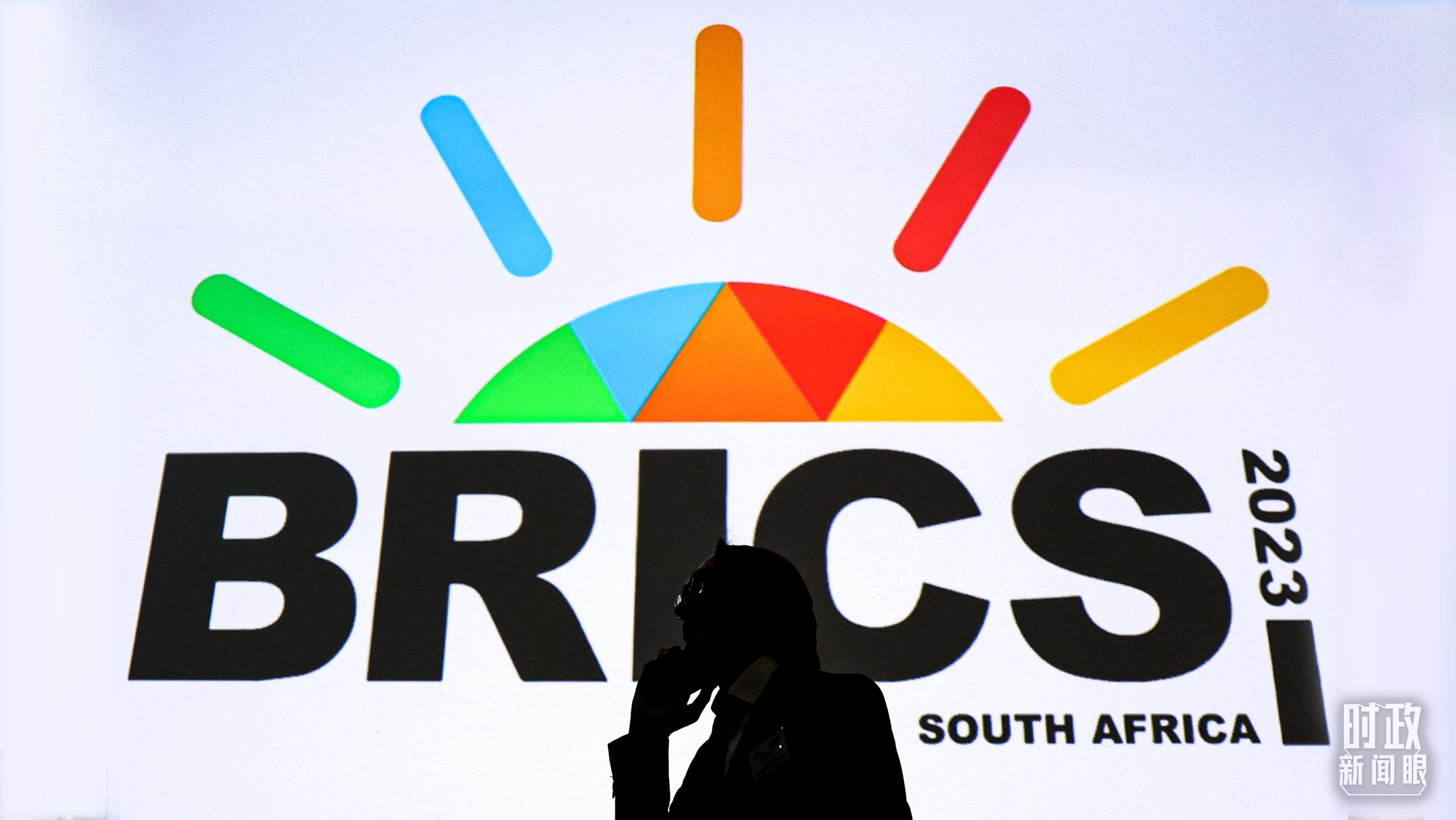 時政新聞眼丨習(xí)近平南非之行第四天，這些對話影響深遠(yuǎn)