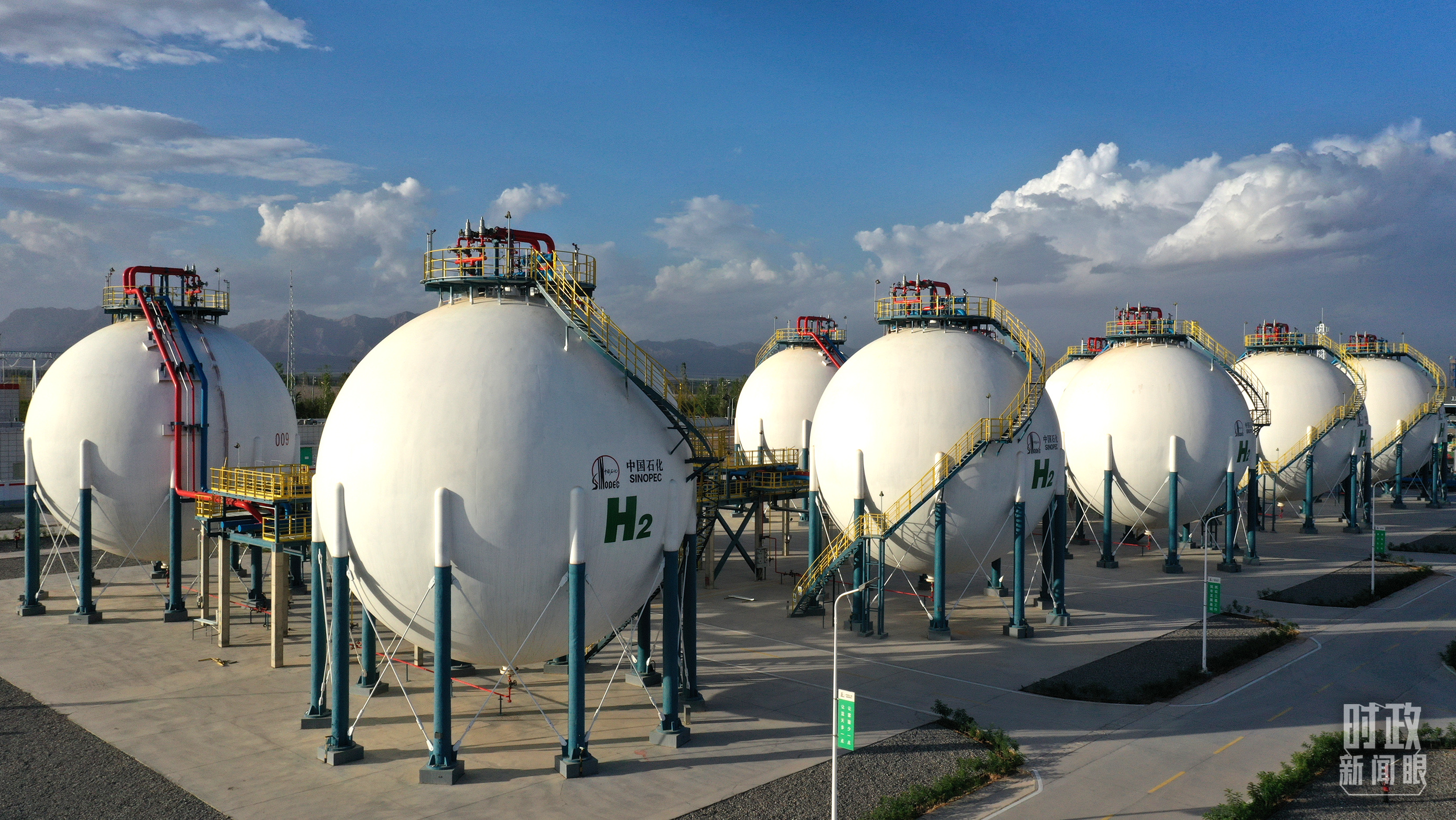 時(shí)政新聞眼丨在烏魯木齊專門聽取匯報(bào)，習(xí)近平對新疆工作作出這些重要部署