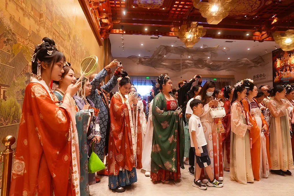 80萬人次！11億“熱度”！隋唐洛陽城景區(qū)亮出暑期文旅“成績單”