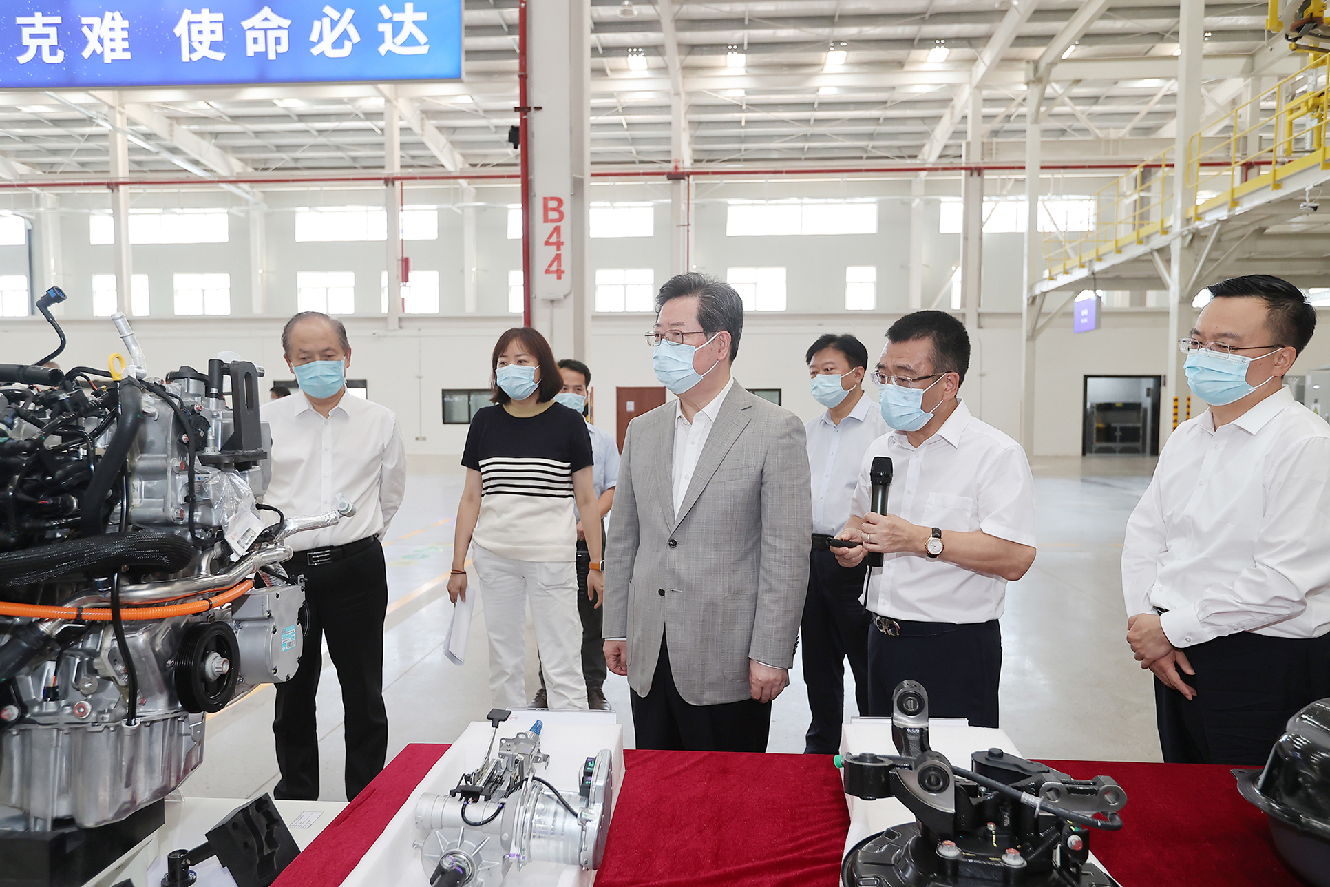 樓陽生到航空港區(qū)、鄭州市部分縣級市調(diào)研