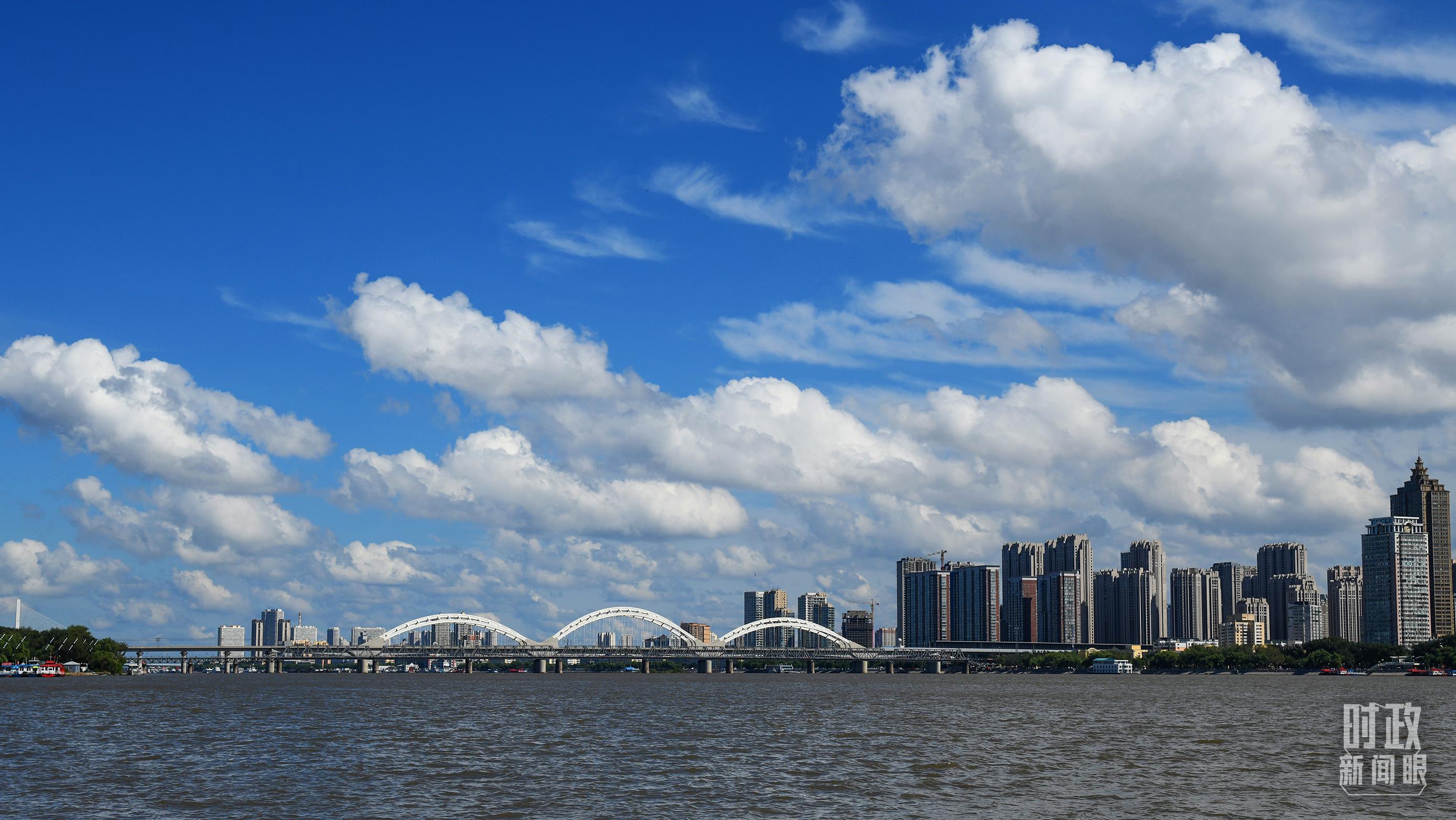 時(shí)政新聞眼丨再開(kāi)東北振興座談會(huì)，這些關(guān)鍵詞引人關(guān)注