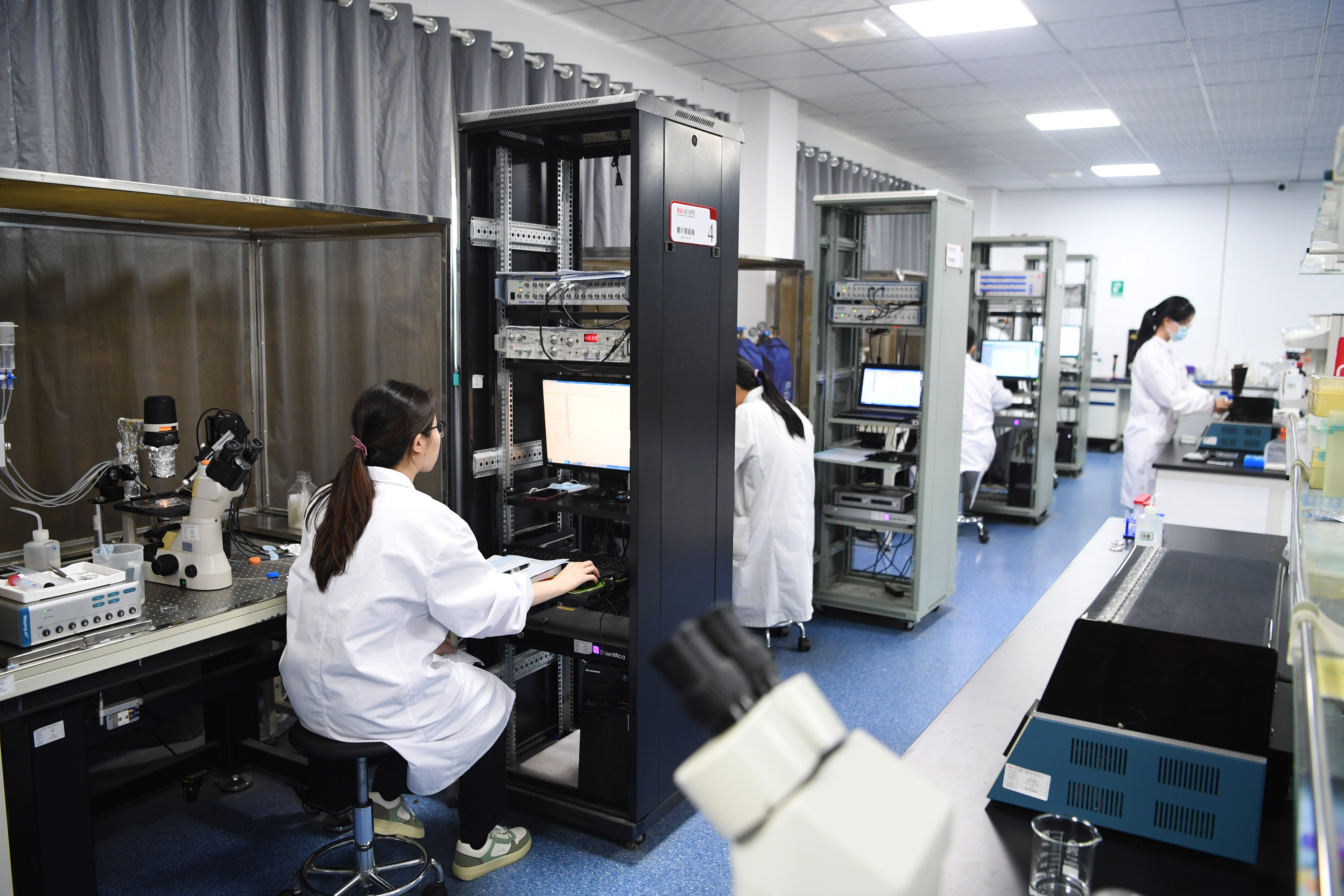 一城文韻共煙火——人文經(jīng)濟視野下的開封觀察