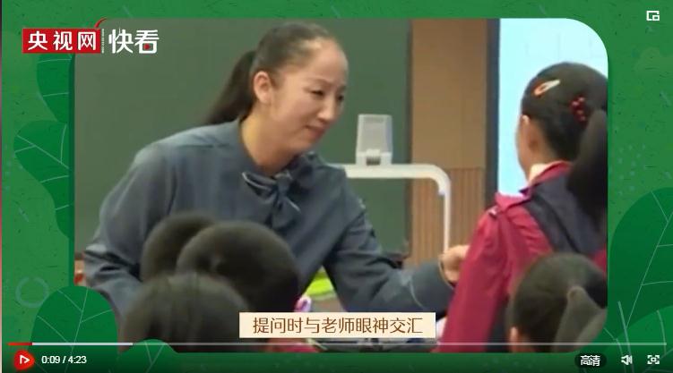 以我來(lái)路，贈(zèng)你燈火