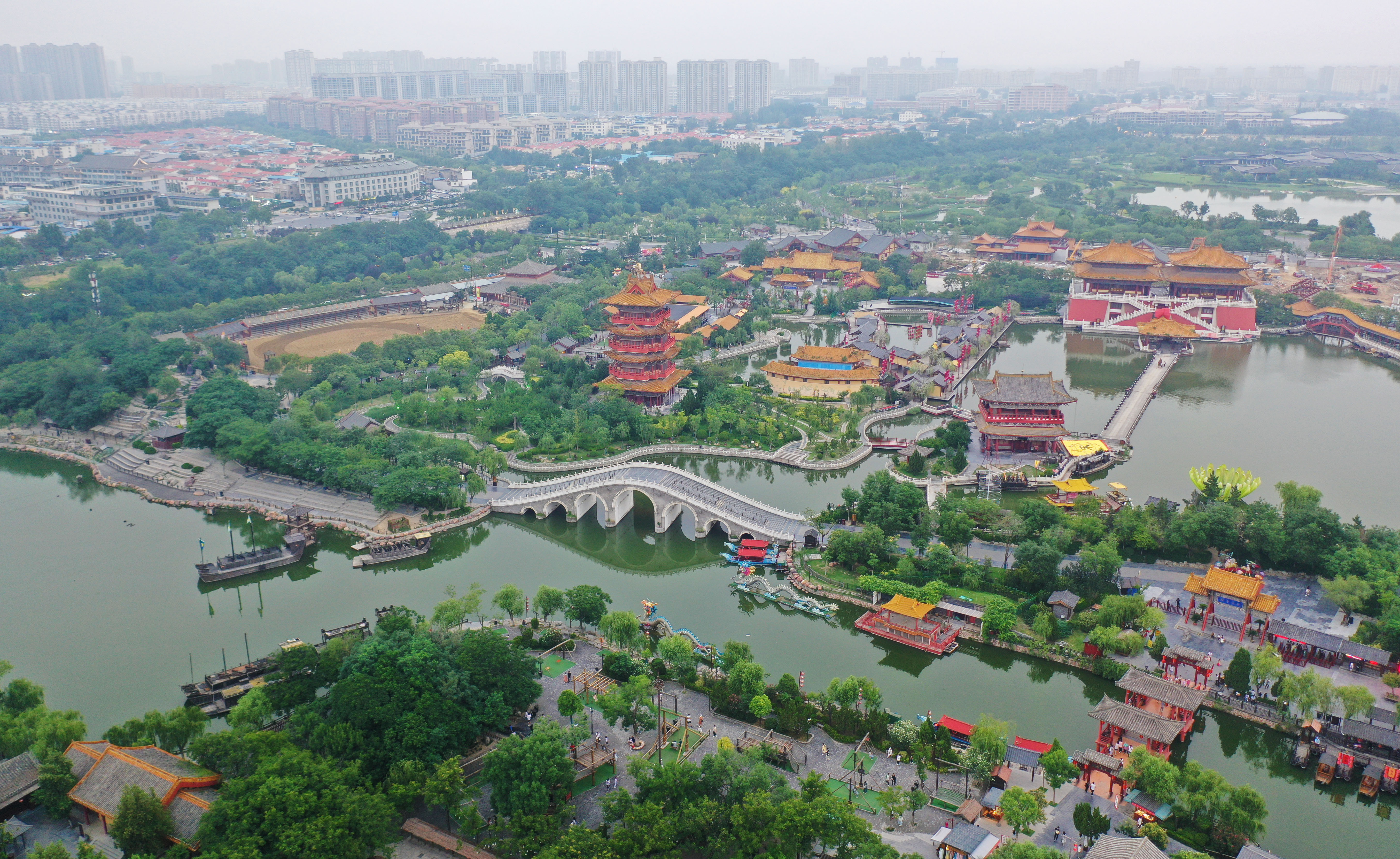 一城文韻共煙火——人文經(jīng)濟視野下的開封觀察