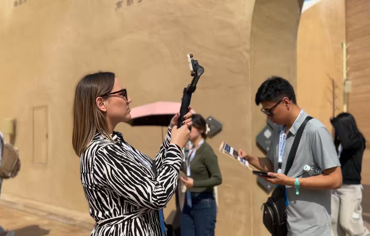 從“河”而來丨探尋“我們是誰？”中外媒體走進“只有河南·戲劇幻城”