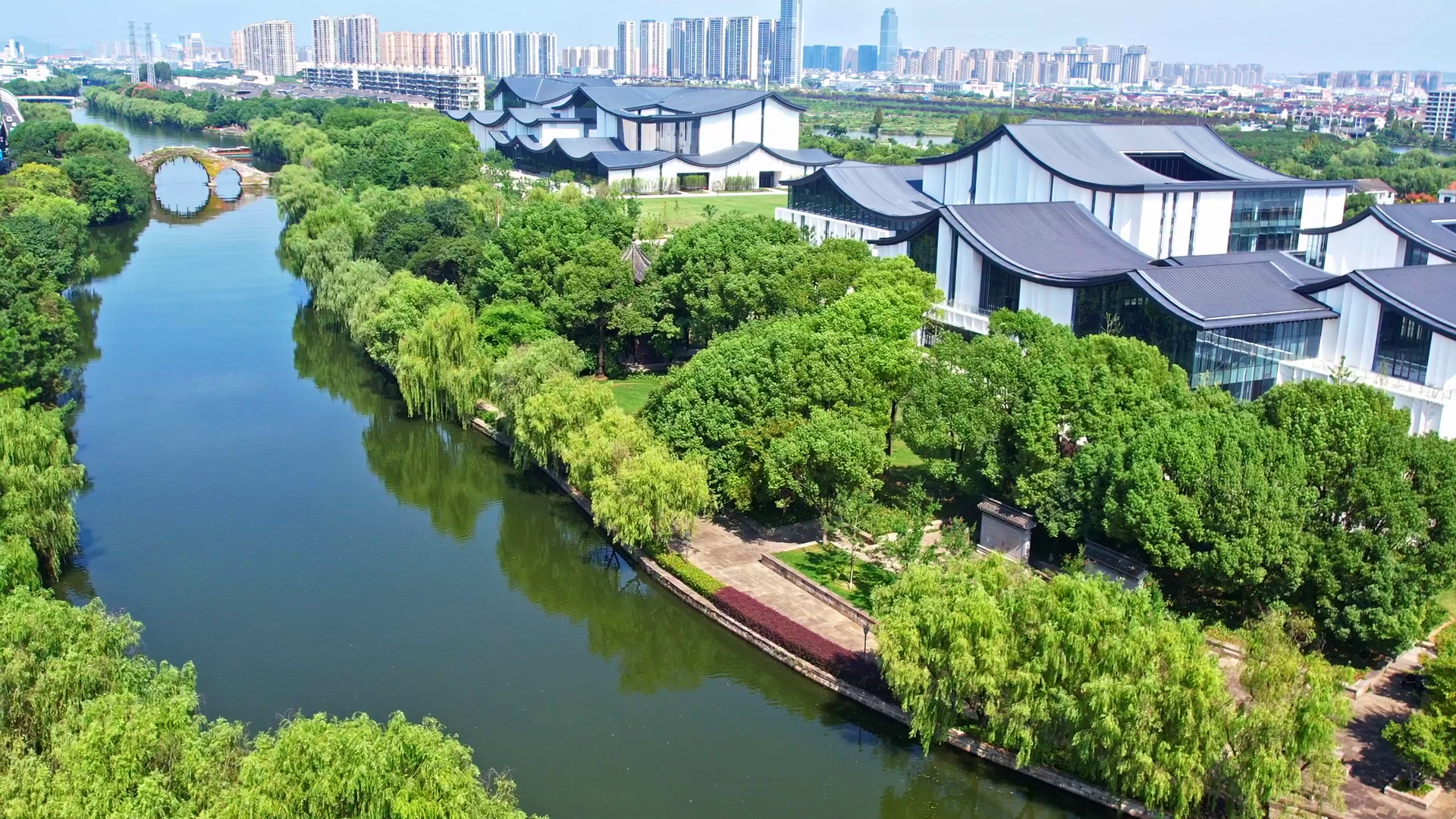 鑒往知來，跟著總書記學(xué)歷史丨浙東古運河 千里泛清波