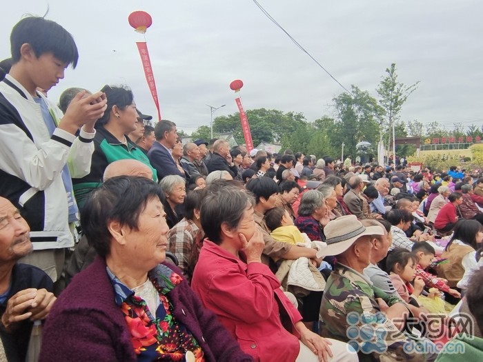 稻花香里說豐年丨劉蘭芳點贊種糧大戶！平頂山慶祝2023年中國農(nóng)民豐收節(jié)