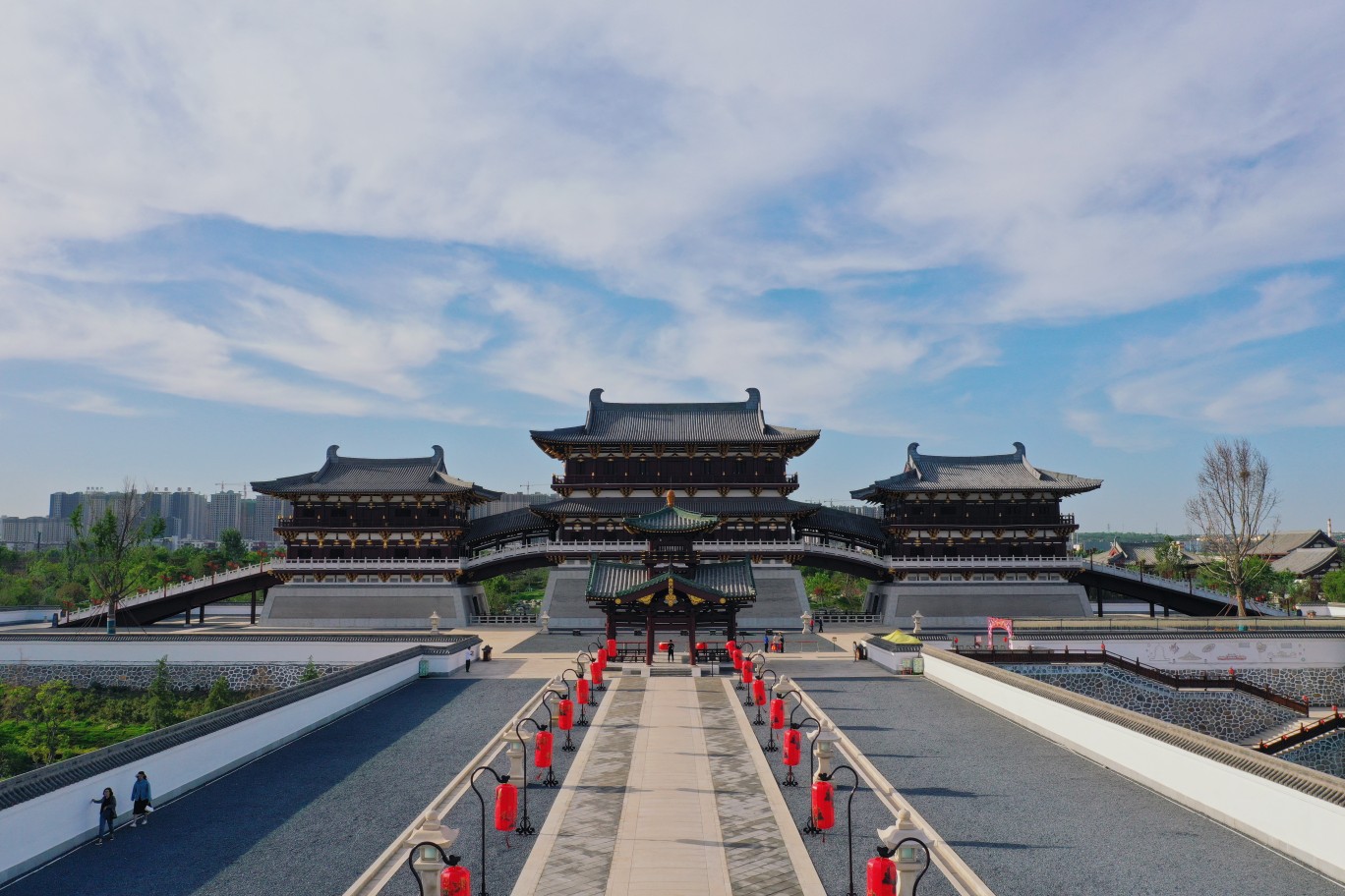 入戲洛陽(yáng)城，來(lái)一場(chǎng)穿越主題的城市漫步 | 國(guó)慶漫游Citywalk
