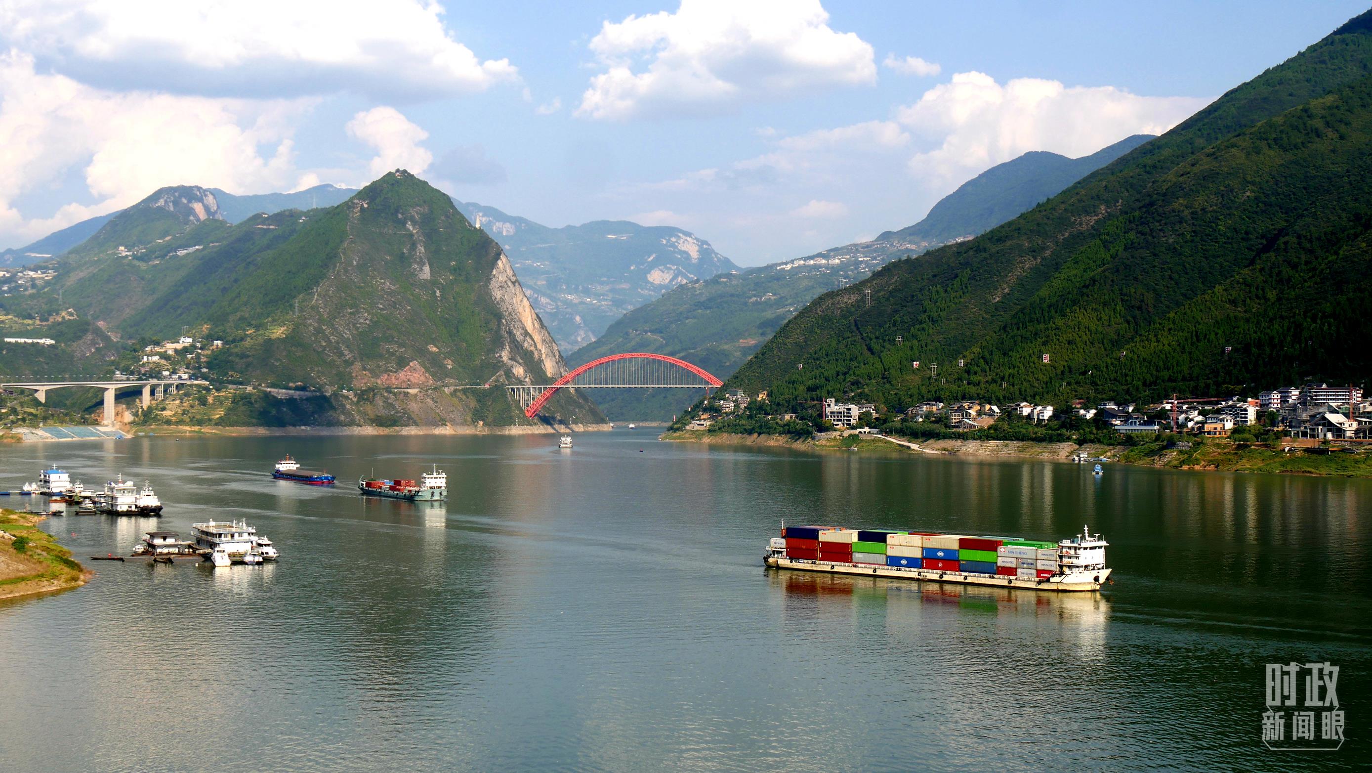 時政新聞眼丨第四次長江經(jīng)濟帶發(fā)展座談會召開，習(xí)近平作出哪些重要部署？