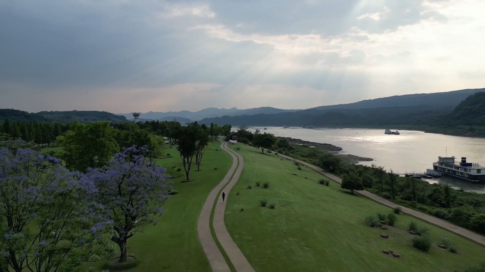 重磅視頻｜萬里長(zhǎng)江萬里情