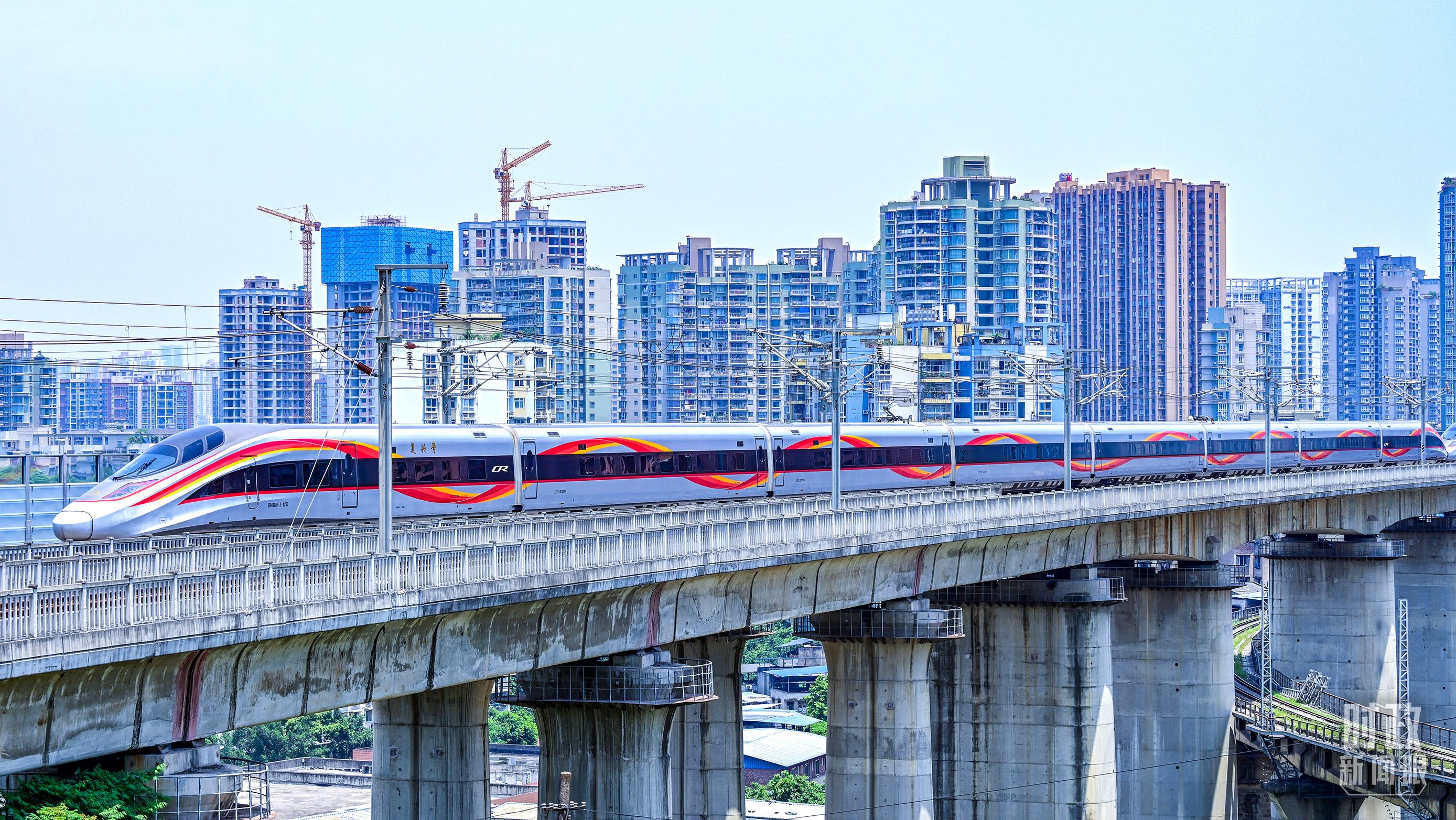 時政新聞眼丨第四次長江經(jīng)濟帶發(fā)展座談會召開，習(xí)近平作出哪些重要部署？