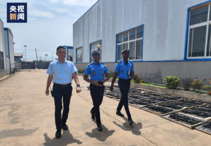 央媒觀豫丨河南80后在非洲給員工開會(huì)，一開口有那味了！