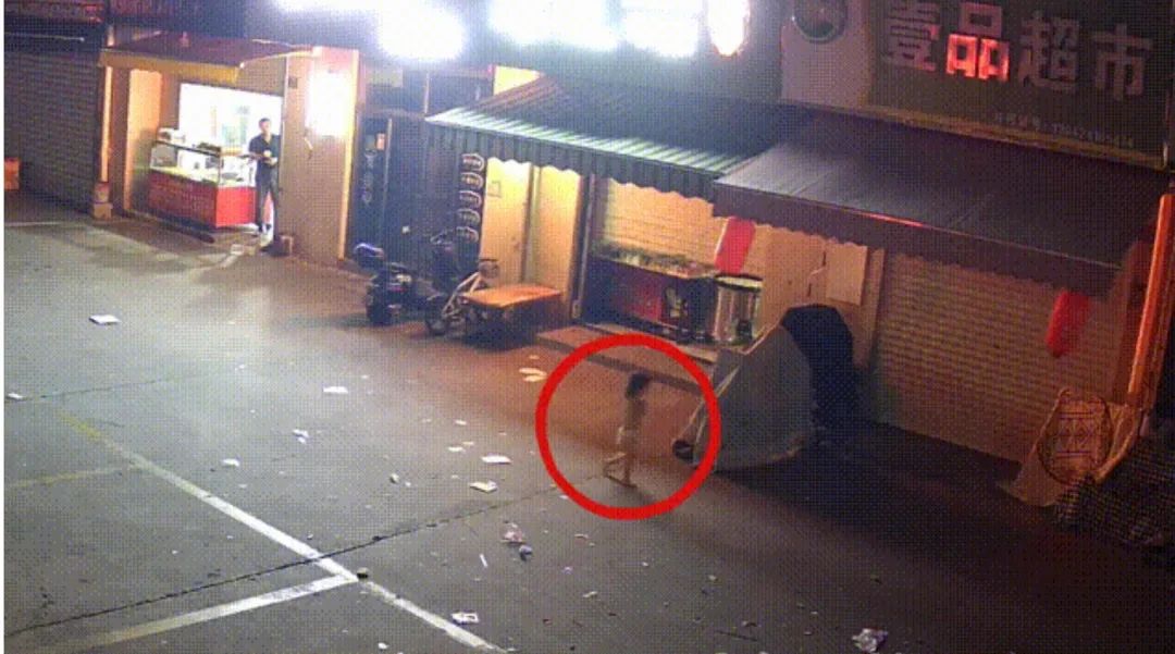 包子鋪的河南夫婦凌晨3點(diǎn)救助女童引熱議 老板娘:為人父母都會這樣做