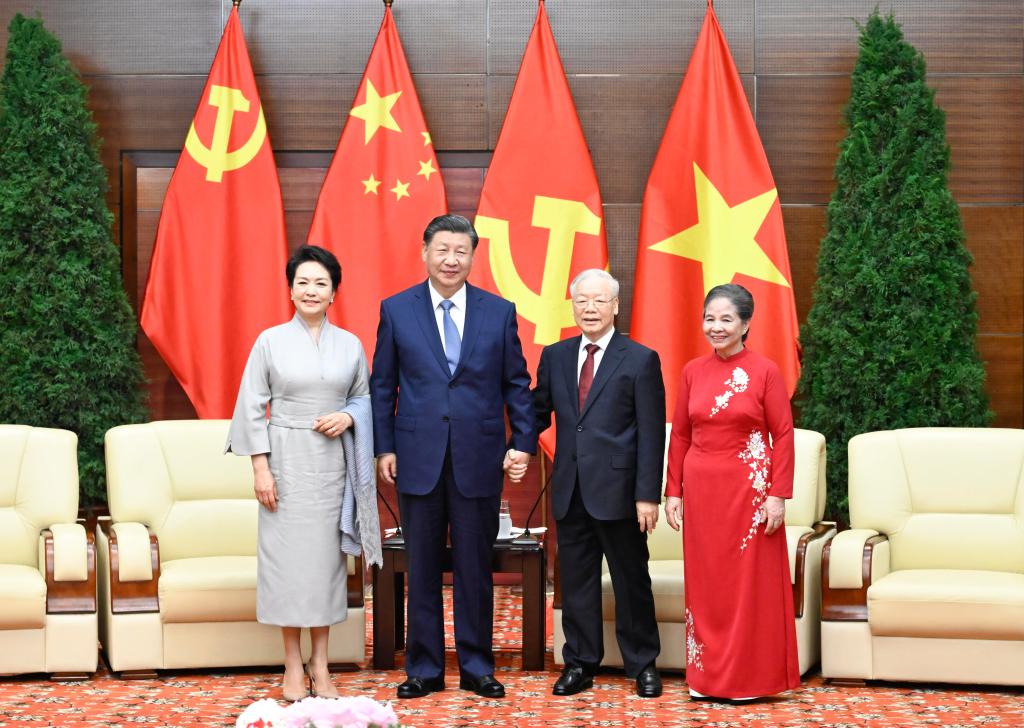 習(xí)近平總書記圓滿結(jié)束對(duì)越國事訪問