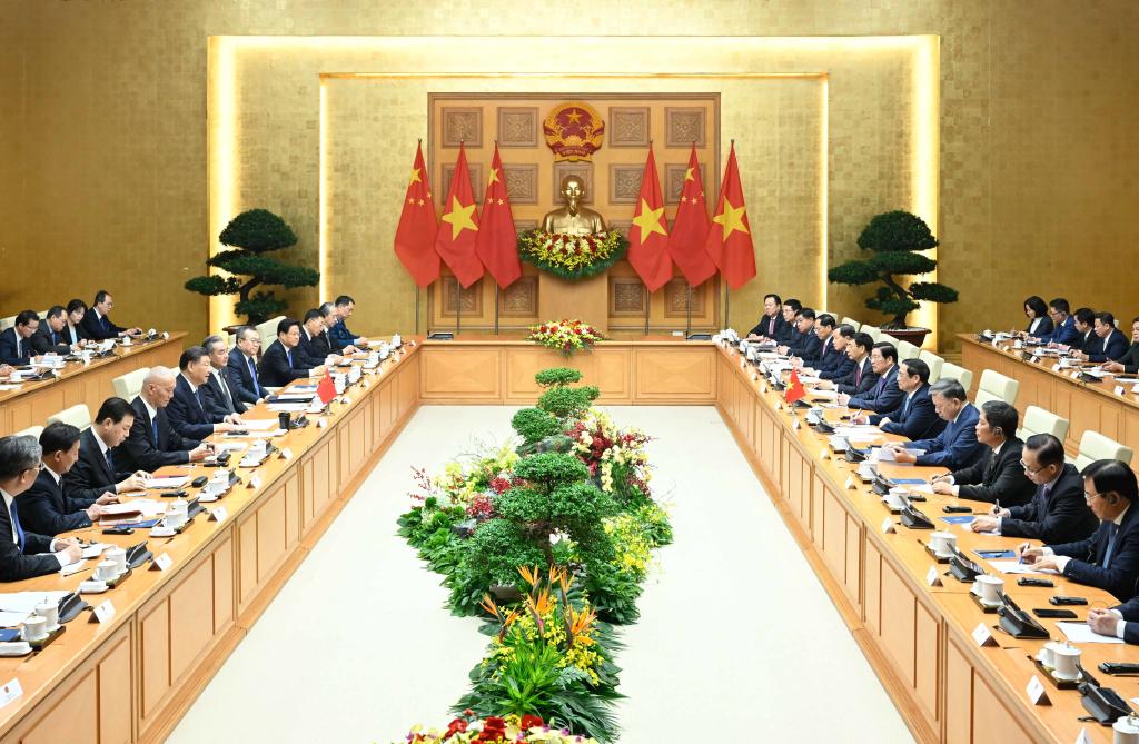 習(xí)近平總書記圓滿結(jié)束對(duì)越國事訪問