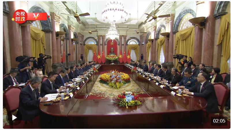 獨(dú)家視頻丨習(xí)近平同越南國(guó)家主席武文賞舉行會(huì)談：推動(dòng)具有戰(zhàn)略意義的中越命運(yùn)共同體落地生根 開(kāi)花結(jié)果 造福兩國(guó)人民