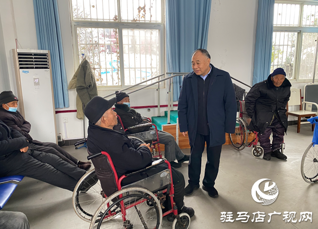 中國(guó)殘聯(lián)副主席張銀良到駐馬店經(jīng)濟(jì)開發(fā)區(qū)看望慰問殘疾人