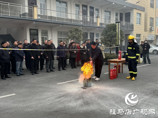 西平縣譚店鄉(xiāng)：加強(qiáng)安全教育 組織開(kāi)展應(yīng)急消防演練