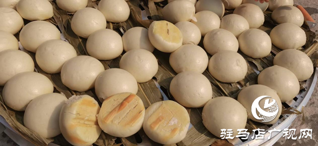 傳統(tǒng)地鍋饃你能吃幾個(gè)？